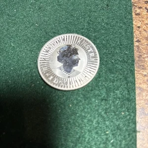 Better Date 2022 1 Oz. Australian Silver Kangaroo $1 World Coin - Picture 1 of 2