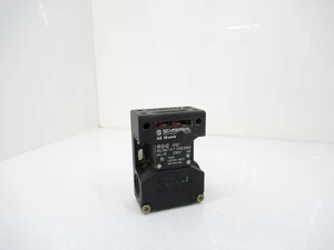 Schmersal AZ15ZVRK Safety Interlock Switch - Picture 1 of 5
