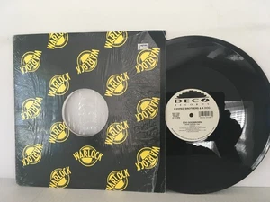 Doo Doo Brown - 2 Hyped Brothers & A Dog - Deco Records (1991) 12" SINGLE - Imagen 1 de 2