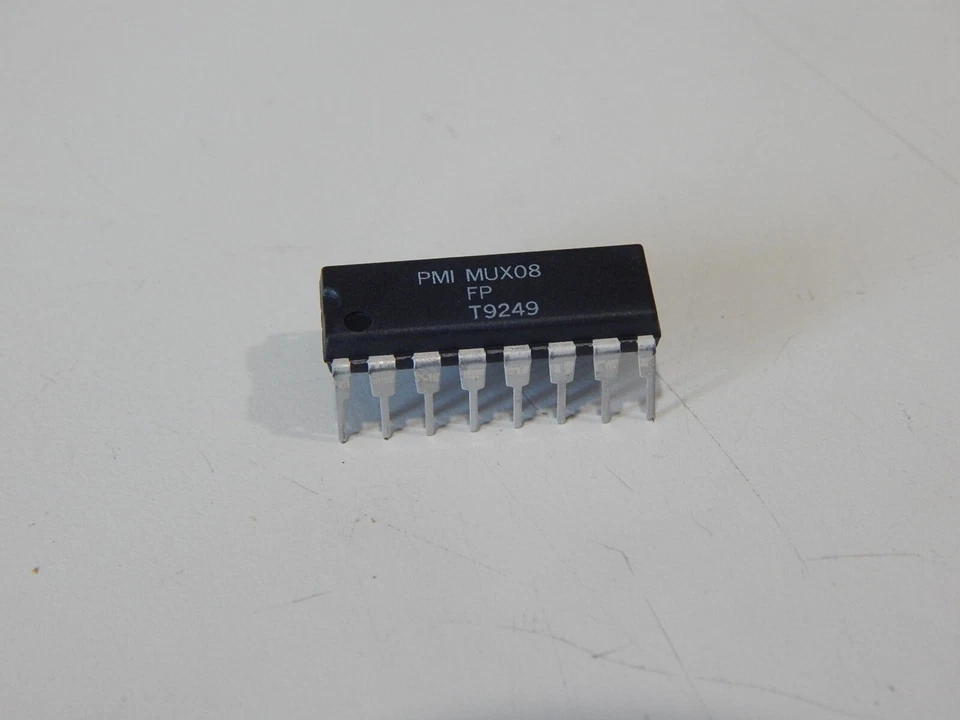 Multiplexor único PMI MUX08FP 8:1, 16 pines DIP IC - VENDEDOR DE EE. UU. ENVÍO RÁPIDO Foto 1 de 1