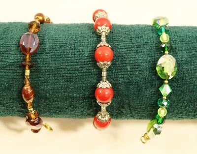 3 pulseiras de miçangas presentes verde vermelho marrom prata tibetana veja fotos e descrição - Imagem 1 de 4