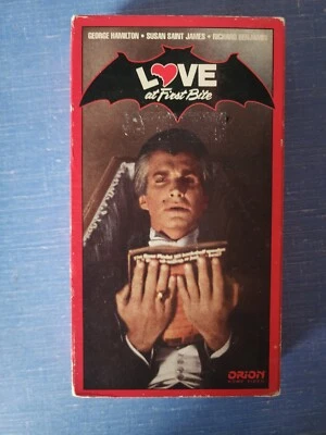 Love at First Bite (1979) VHS - George Hamilton - Dracula Vampire Horror Comedy - Image 1 of 3