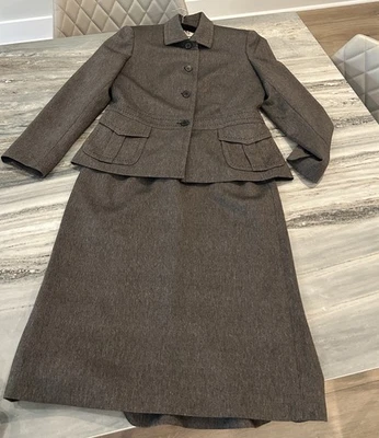 Traje Falda Anne Klein Mujer 2 Piezas Poliéster Taupe Spandex Negocios Carrera Talla 6 Foto 1 de 4