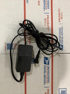 Microsoft Surface Charger 1536, Tested 12V 48watt 3.6amp- Free Shipping - Image 1 of 3