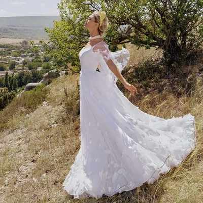 A-Line Wedding Dresses Sexy Scoop Collar Flare Sleeve Appliques Bride Gowns - Image 1 of 4