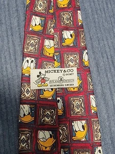 Mickey and Company Vintage Pato Donald Corbata Atlas Diseño Mickey & Co Seda - Imagen 1 de 4