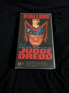 JUDGE DREDD Sylvester Stallone VIDEO VHS Pal SirH70 - Bild 1 von 1