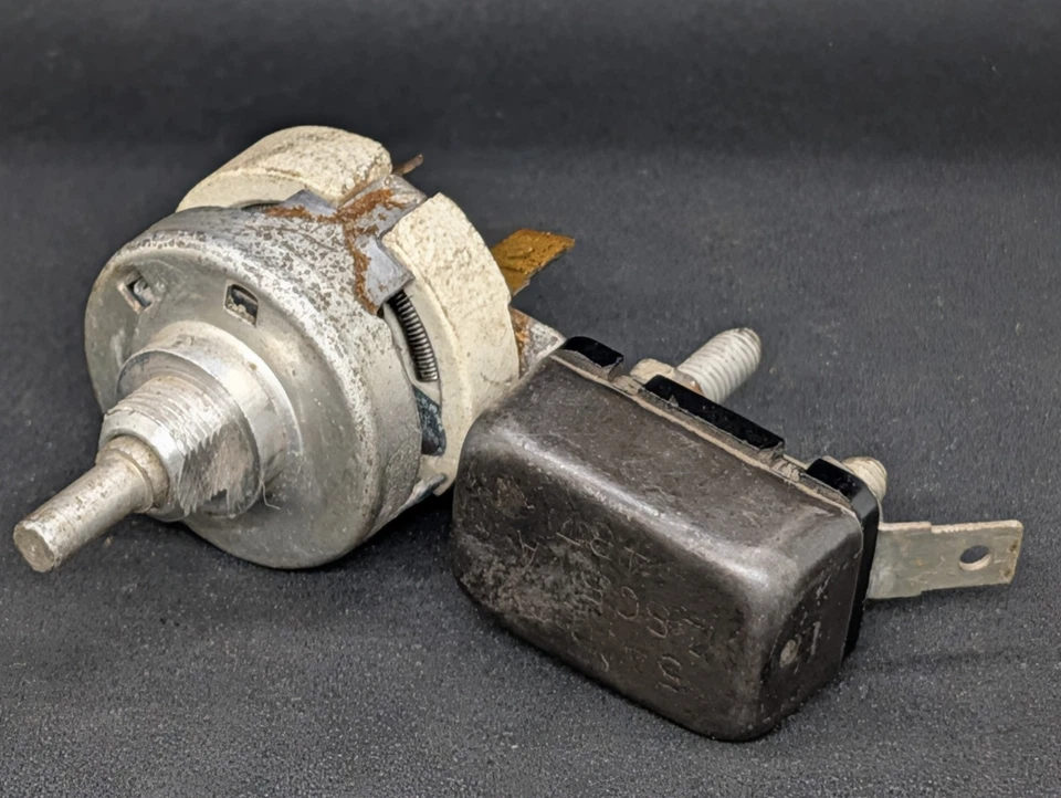 NOS 1958 1959 1960 DODGE D100 D200 D300 PICKUP TRUCK VARIABLE SPEED WIPER SWITCH - Image 1 of 4