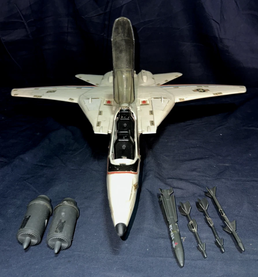 Peças de assentos GI Joe Skystriker XP-14F Jet Missles 1983 vintage - Imagem 1 de 4