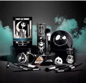 Spectrum 30th Anniversary NIGHTMARE BEFORE CHRISTMAS Cosmetic Accessories Bundle - Picture 1 of 11