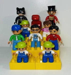 400+ Piece Lego Duplo Lot Minifigures Vehicles Specialty Bricks - Picture 1 of 15