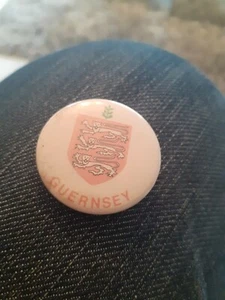 Guernsey Vintage Badge - Picture 1 of 2