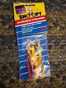 Snoopy Bike Handlebar Streamers Vtg AC International New Bicycle Sealed - Picture 1 of 3