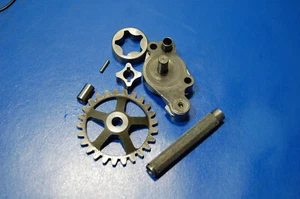 Bomba de lubricación de aceite KX250F 2015 10-19 montaje de caja engranaje de transmisión de rotor 32099-0051 - Imagen 1 de 12