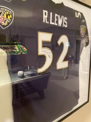 Baltimore RAVENS Football Jersey Ray Lewis 52 Signed Jersey Autographed Jersey - Image 1 of 4