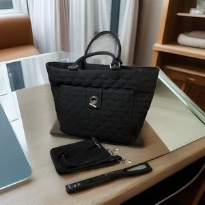 Vera Bradley klassische Reisetasche mit Reißverschluss gesteppt schwarz Mikrofaser Geldbörse - Bild 1 von 21