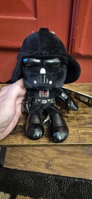 NUEVO CON ETIQUETAS Mattel Disney Star Wars Darth Vader 8" Big Head Peluche Edades 3+ 2021 NUEVO Foto 1 de 4