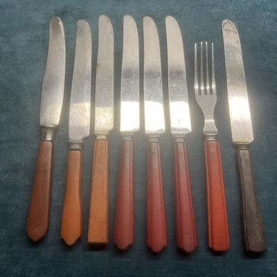 7pc Vintage Rare Red & Orange Catilin  Bakelite Beautiful Butterscotch Mixed - Image 1 of 4