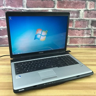 Toshiba Satellite Retro Gaming Laptop Celeron 2.20GHz 3GB RAM (Windows 7 Pro) - Image 1 of 4