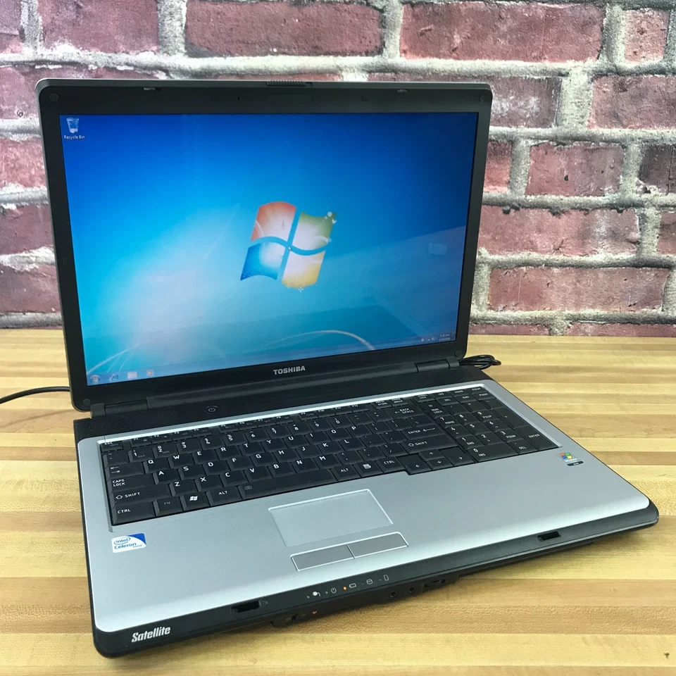 Toshiba Satellite Retro Gaming Laptop Celeron 2.20GHz 3GB RAM (Windows 7 Pro) - Image 1 of 4