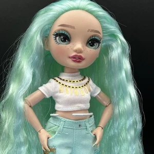 Rainbow High Daphne Minton Series 3 Fashion Doll Mint Green - Picture 1 of 17