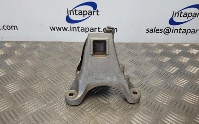 2021 BMW X3 G01 O/S RIGHT ENGINE MOUNTING SUPPORT BRACKET 8743652 - Изображение 1 из 4