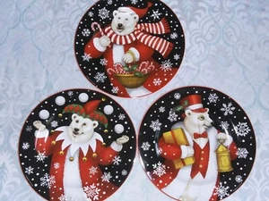 3 SAKURA by ONEIDA BEAR SANTAS PLATES By Stephanie Stouffer SNOWFLAKES  HOLIDAY - Picture 1 of 5