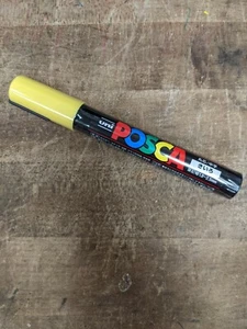Queen Marking Pen 2022 Color Yellow - Free Shipping! - Picture 1 of 2