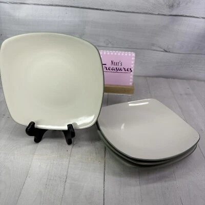 Noritake COLORWAVE GREEN 8485 White Square Stoneware Salad Lunch Plates Set of 4 - Image 1 of 4