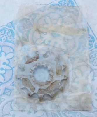 AFAM 94119-13 pignon 13 dents acier PAS 420 pour APRILIA 50 Tuono - Photo 1/4