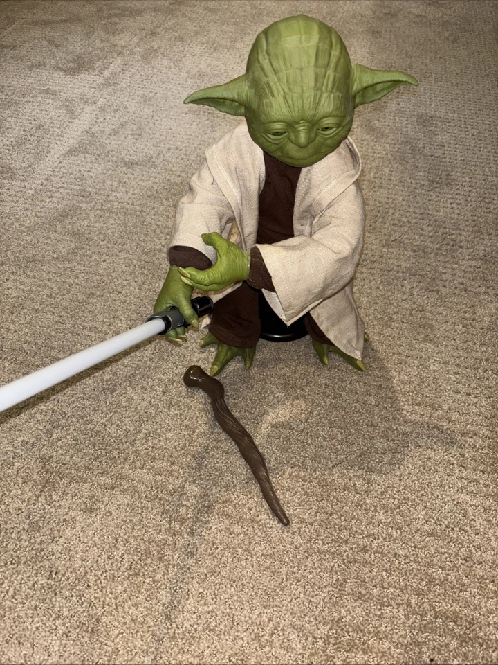 Figura parlante interactiva Star Wars Legendary YODA Jedi Master 16" Spin Master Foto 1 de 4