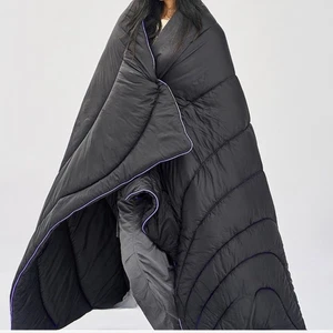Outdoor Waterproof Down Filled Camping Blanket Warm Lightweight Travel Blanket - Picture 1 of 32