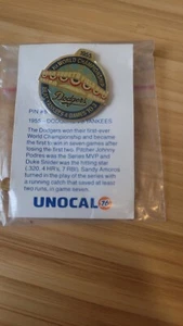 UNOCAL 76 PIN #6 1955 Dodgers vs Yankees MLB Dodgers first world championship - Picture 1 of 5