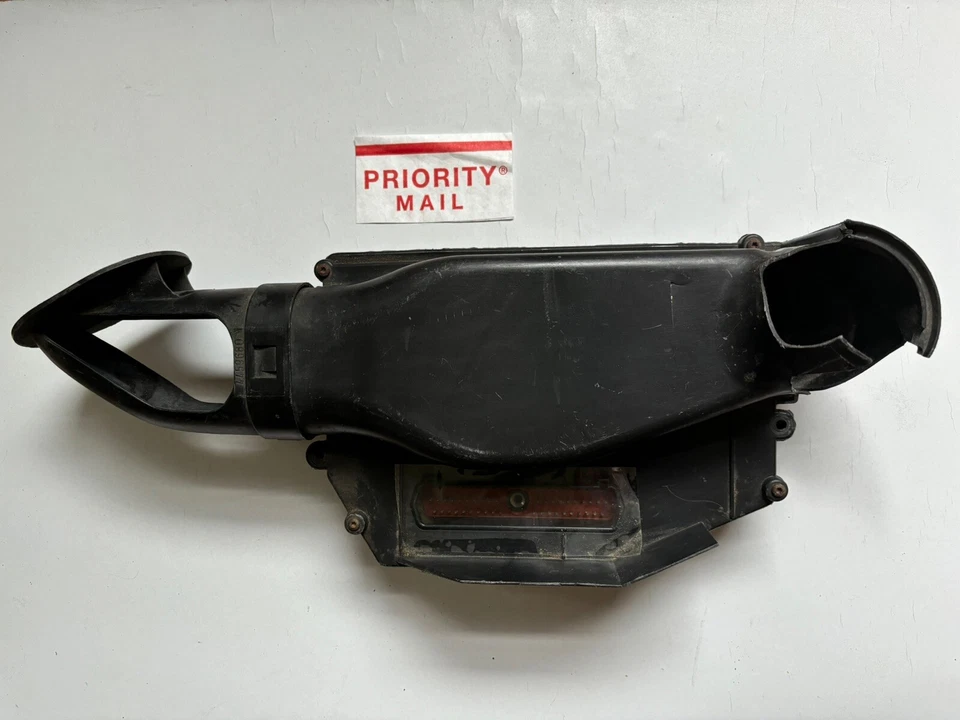 Dodge Grand Caravan 1994 3,0 L control del motor ECM ECU P&P 4866483 Foto 1 de 4