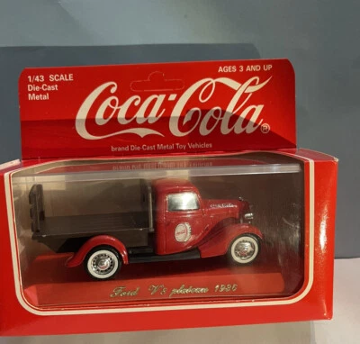 Vintage Solido Coca-Cola 1936 Ford V8 Flatbed Truck Plateau 1/43 Die-Cast - Image 1 of 3