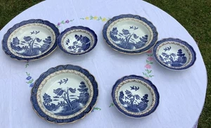 3 X Booths Real Old Willow small dessert bowls and 3 large side/dessert Plates. - Picture 1 of 6
