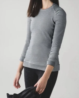 Top Lululemon Think Fast manga larga espiga negro - talla 8 Foto 1 de 4