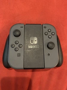 Nintendo Switch OEM Genuine Joy Con Controllers And Grip Attachment - Pair - Picture 1 of 3