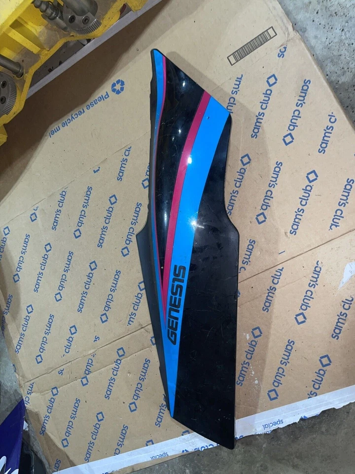 Carenado trasero derecho Yamaha FZR600 89-95 OEM Foto 1 de 4