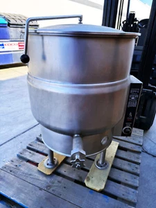 CROWN / VULCAN 40 GALLON ELECTRIC STEAM JACKETED KETTLE 208V - - Picture 1 of 3