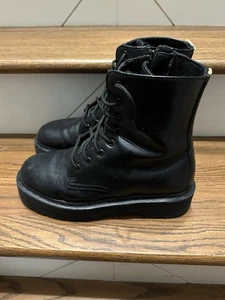 Botas de Plataforma Mono Doc Martens V Jadon II Veganas Negras Mujer’s 9 Hombre’s 10 LEER - Imagen 1 de 6