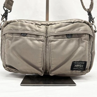 Bolso de Hombro PORTER Tanker Yoshida Kaban Gris Plateado EE. UU. Incluye Tarifa Foto 1 de 4