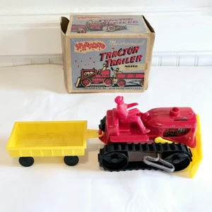 Marx Boxed 1950s Tractor With Rare Trailer And Red Driver - Picture 1 of 9