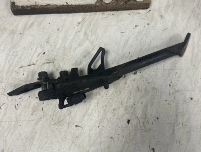 SUZUKI SV1000 SV 1000 SOPORTE DE HÉLICE LATERAL Y RESORTE OEM Foto 1 de 4