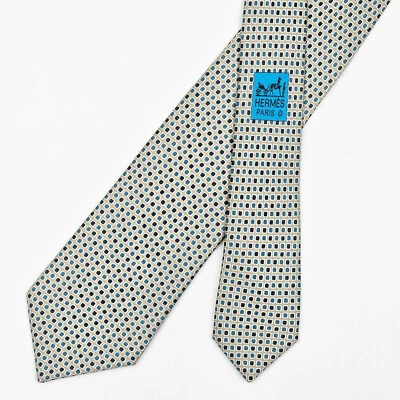 Corbata Hermes Corbata Seda 5697 PA Geométrica en Caqui Beige Foto 1 de 4
