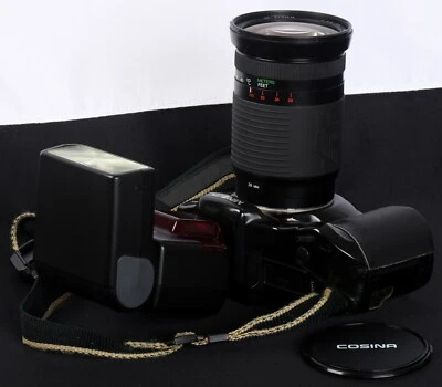 Minolta Dynax 7xi Autofocus 35mm Film SLR + Cosina AF 28-210mm Lens & 430ST Kit - Image 1 of 4