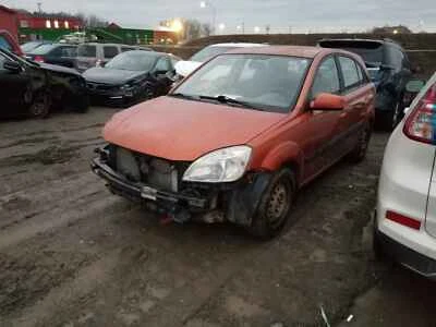 Used Left Headlight Assembly fits: 2009 Kia Rio clear outer signal lens Left Gra Foto 1 de 4