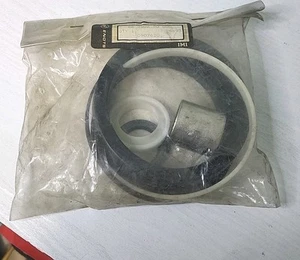 ENOTS / Norgren Seal Kit 68550250000 26-93 New Old Stock Unused Grubby Packaging - Picture 1 of 5