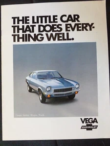 1972 Chevrolet VEGA Automobile Sales Brochure 16 pages - Picture 1 of 2