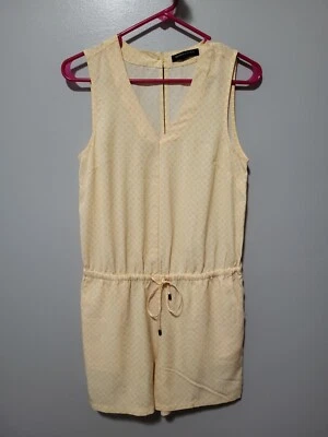 Mameluco para mujer Banana Republic amarillo con cordón cintura XS bolsillos ropa de resort Foto 1 de 4